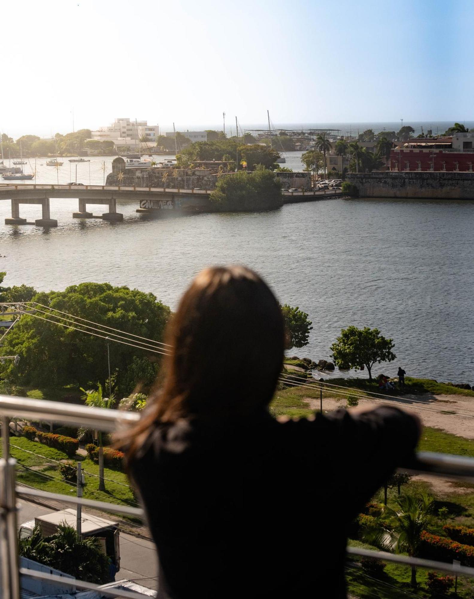 Bahia 79 Apartasuites Cerca Al Centro Cartagena Exteriör bild