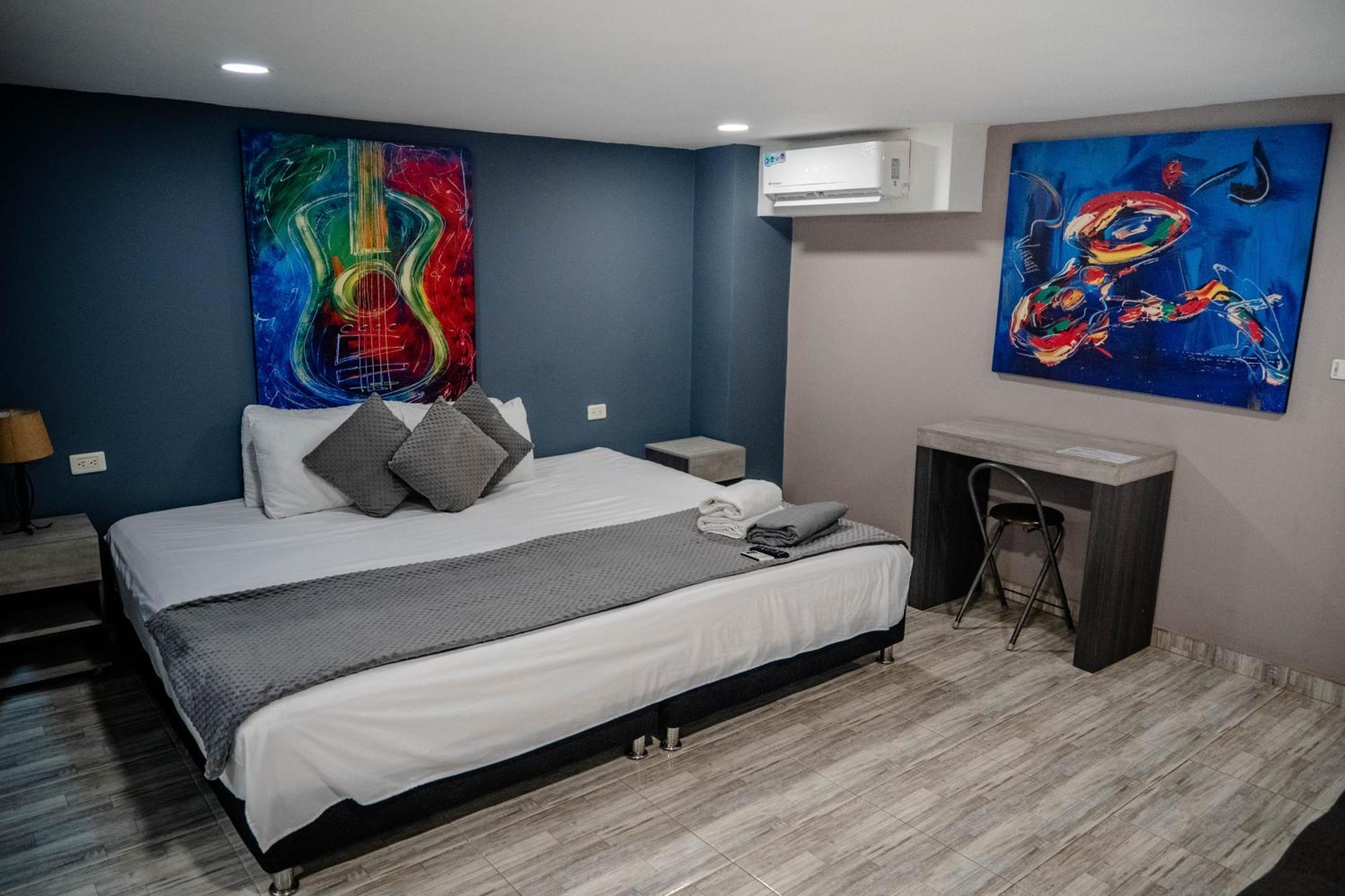 Bahia 79 Apartasuites Cerca Al Centro Cartagena Exteriör bild