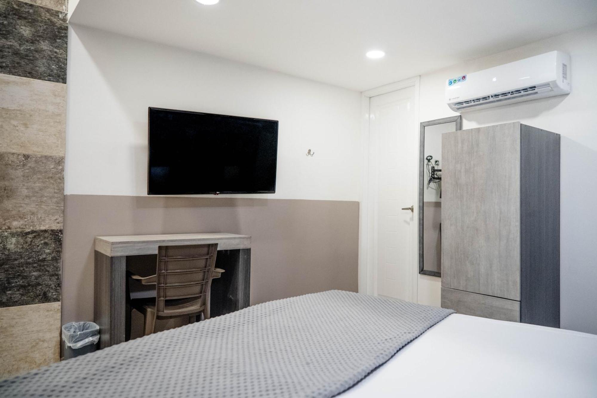 Bahia 79 Apartasuites Cerca Al Centro Cartagena Exteriör bild