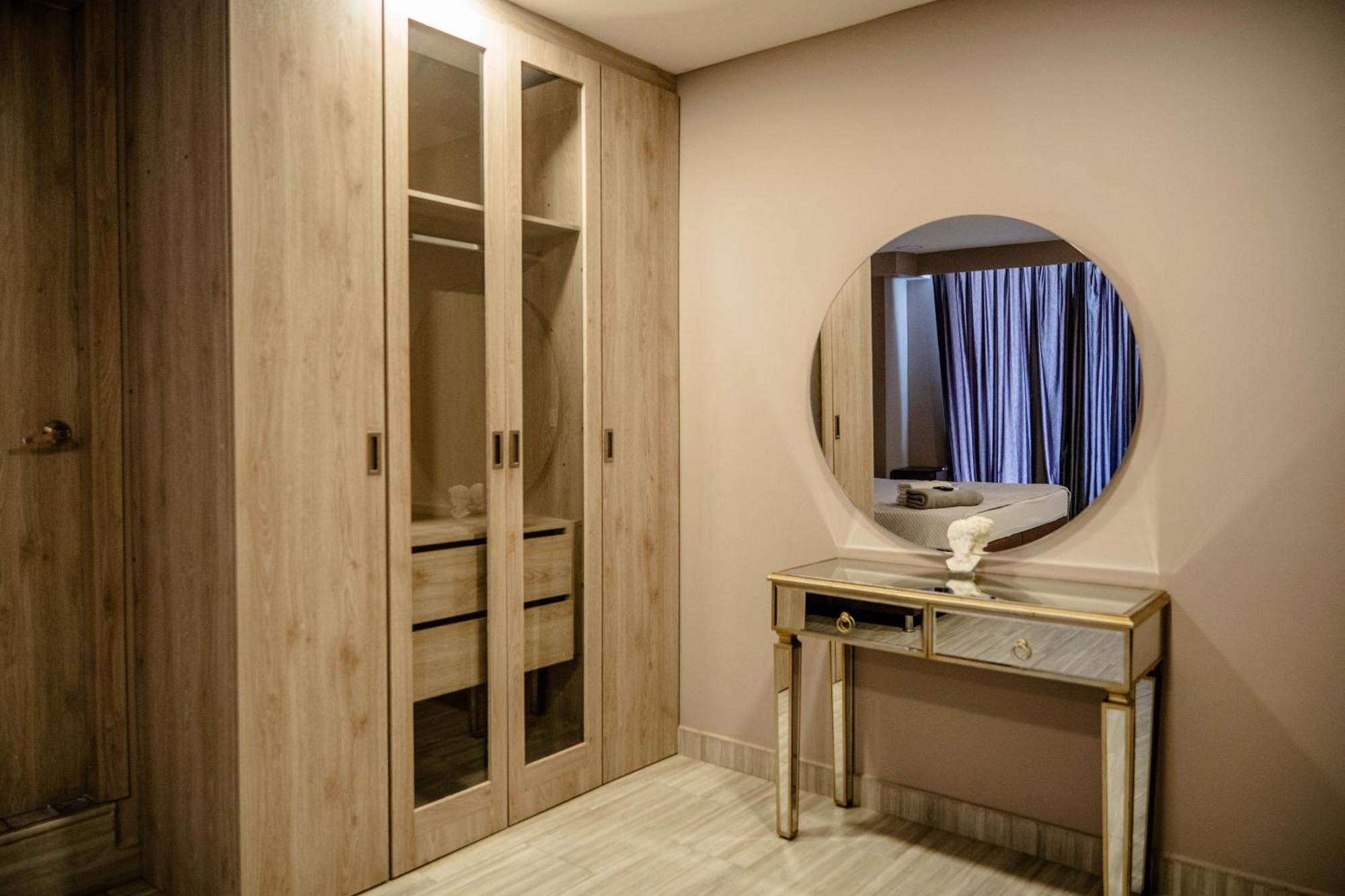 Bahia 79 Apartasuites Cerca Al Centro Cartagena Exteriör bild