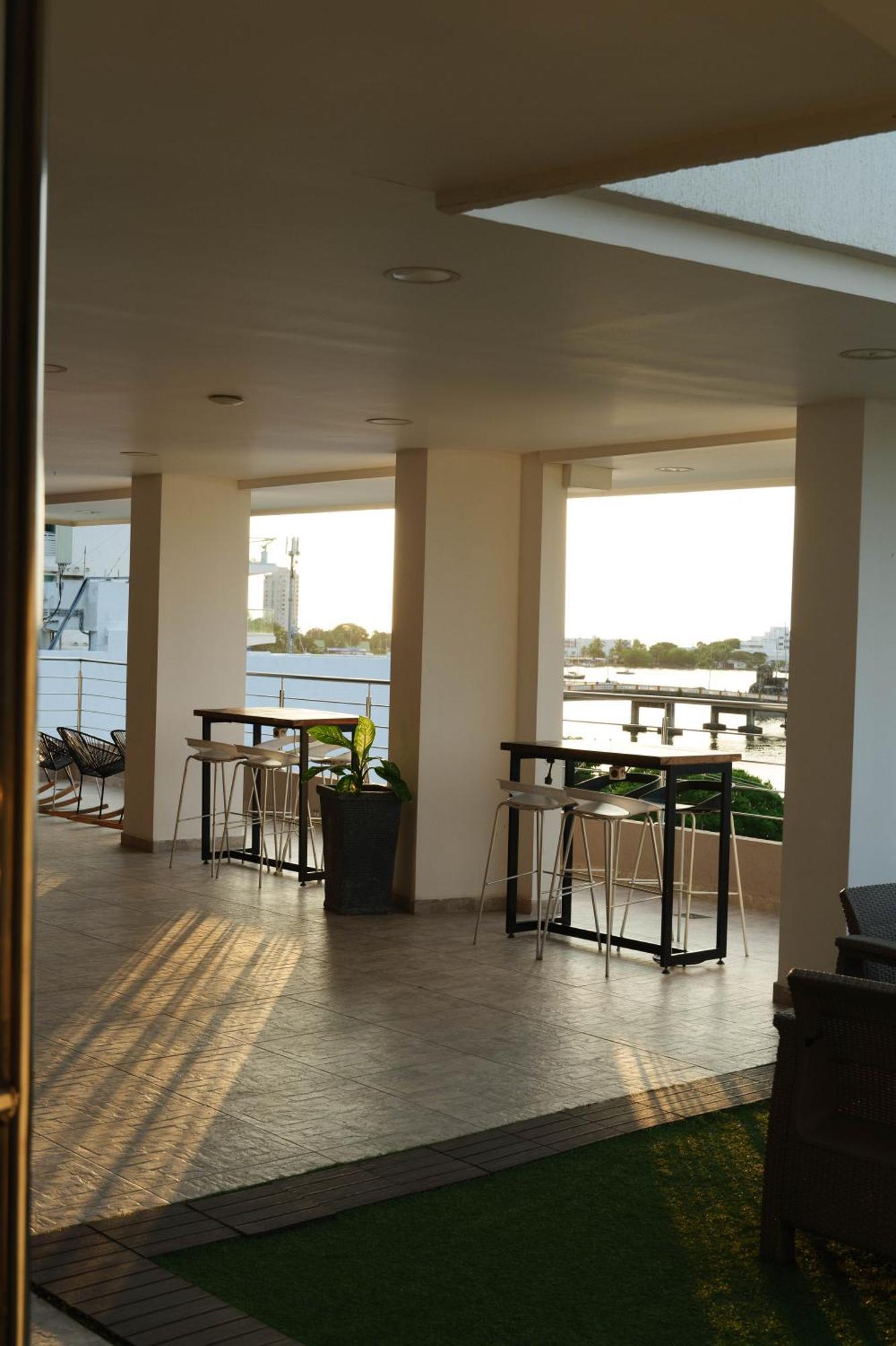 Bahia 79 Apartasuites Cerca Al Centro Cartagena Exteriör bild