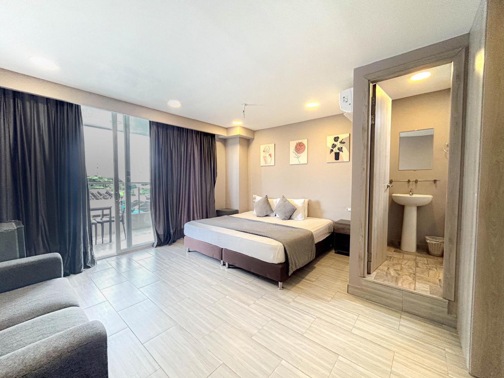 Bahia 79 Apartasuites Cerca Al Centro Cartagena Exteriör bild